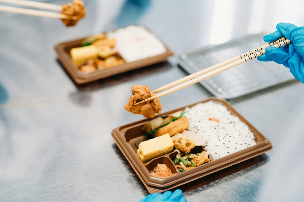 お弁当の盛り付け